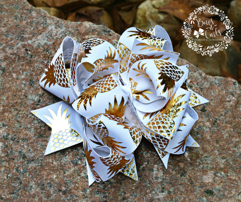 {{Pineapple Surprise}} White