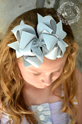 {Dazzling Shell Grey}