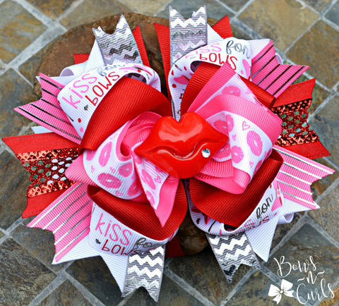 I Kiss For Bows (Medium and Large Size Only)