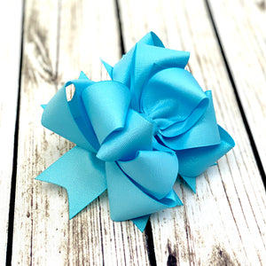 {{ Blue Topaz Dazzle }}