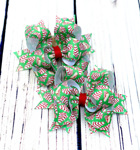 {{ Snack Cake Piggies }}